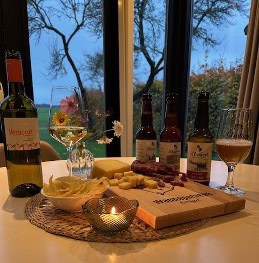 Borrel 3 - Compleet - Bier, Wijn, Worst en Kaas